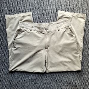 Adidas climalite golf pants size 36 cream activewear high rise, has pilling B